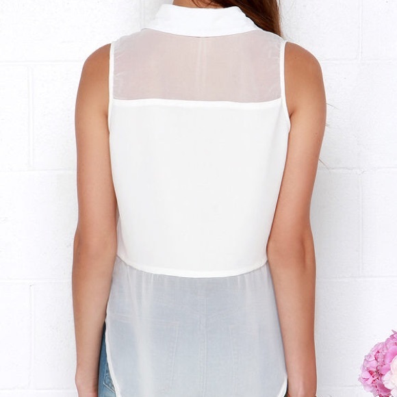 Ivory Button Up Top - Picture 3 of 3